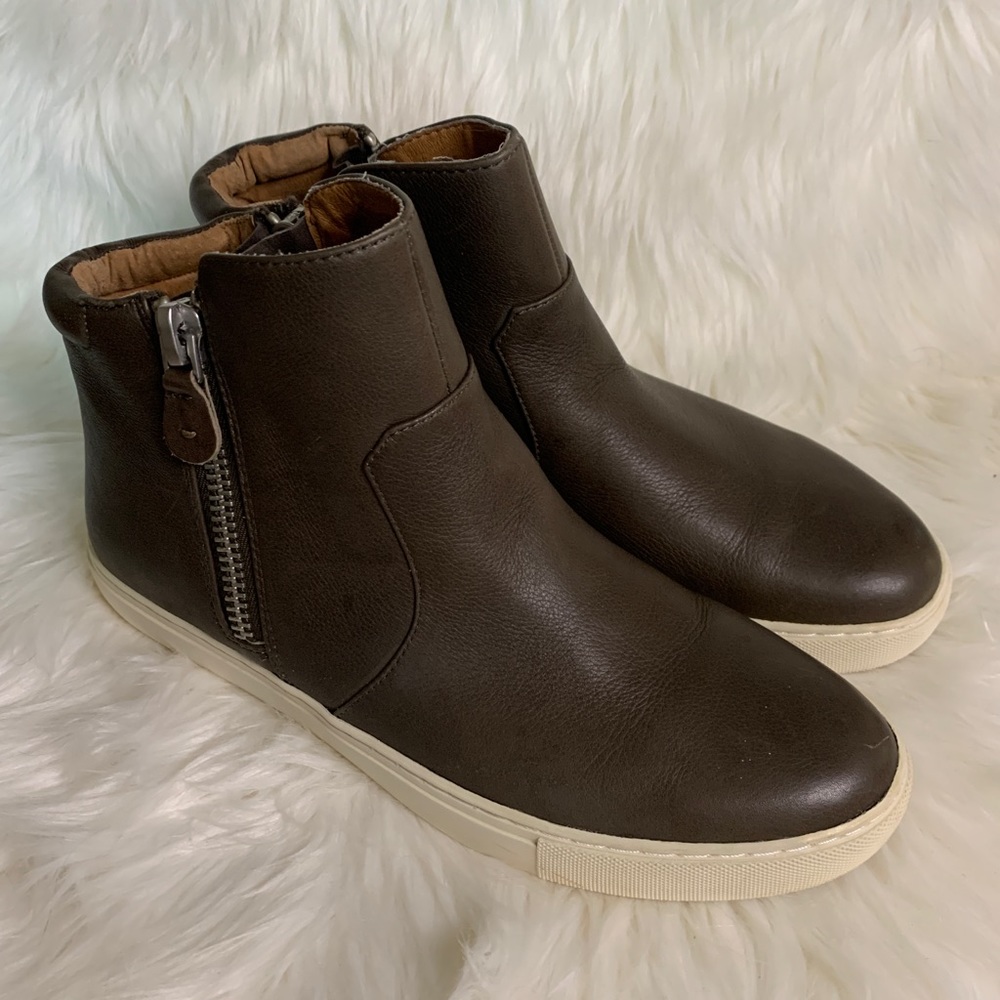 GentleSouls by Kenneth Cole Carole sneaker